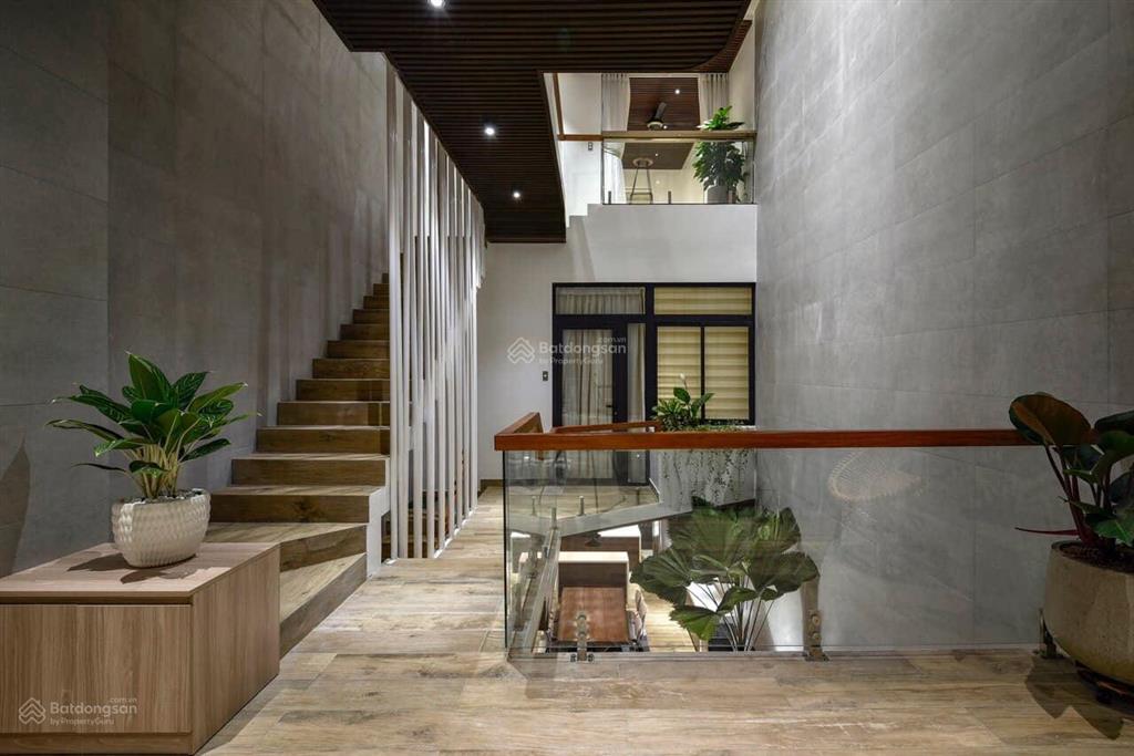 Bán nhà mới khu ao sen tên lửa, mt đường số 30, dt 5 x 20m, 3.5 tấm, giá 18.8 tỷ (thương lượng)