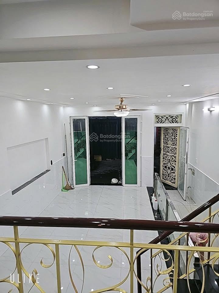 Bán nhà mới, hẻm xe hơi 375 chiến lược, dt 4.8 x 10m, 3.5 tấm, giá 6.3 tỷ (thương lượng)