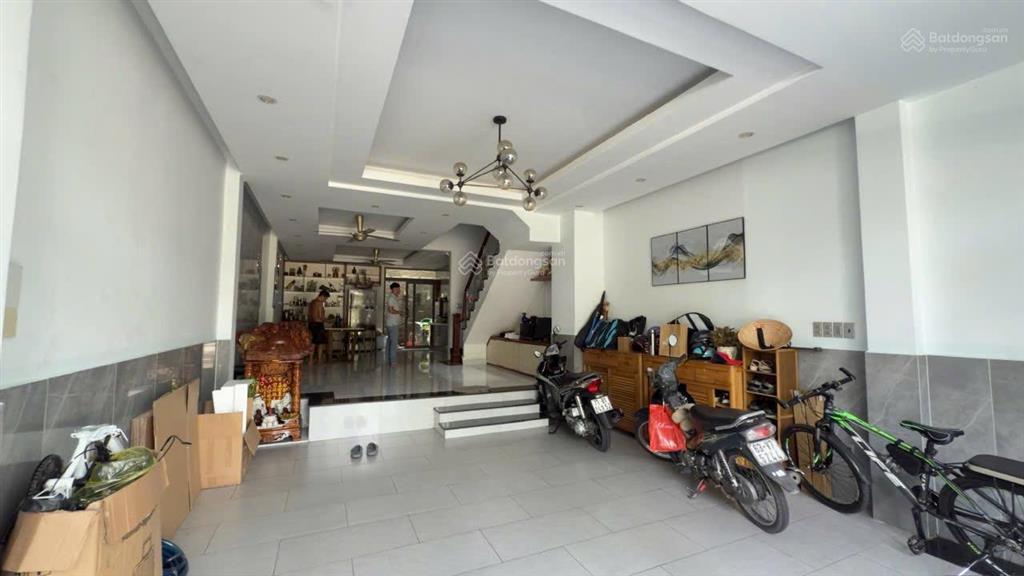 Bán nhà cạnh khu tên lửa mt đường số 53b, p. tân tạo, 5 x 16m, 3.5 tấm, giá 11.5 tỷ. (tl)