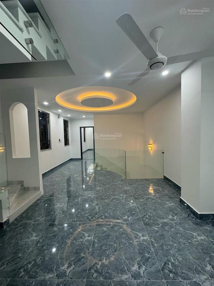 Bán nhà mới khu tên lửa, góc 2mt đường số 27, dt 5 x 20m, 3.5 tấm, giá 18.5 tỷ. ( tl )