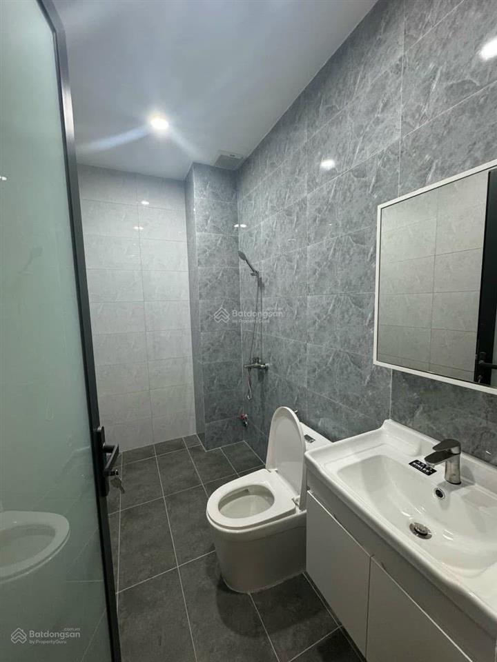 Bán nhà mới khu tên lửa, góc 2mt đường số 27, dt 5 x 20m, 3.5 tấm, giá 18.5 tỷ. ( tl )