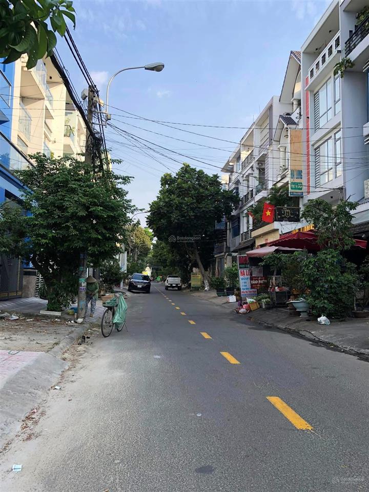 Bán nhà mới khu tên lửa, góc 2mt đường số 27, dt 5 x 20m, 3.5 tấm, giá 18.5 tỷ. ( tl )
