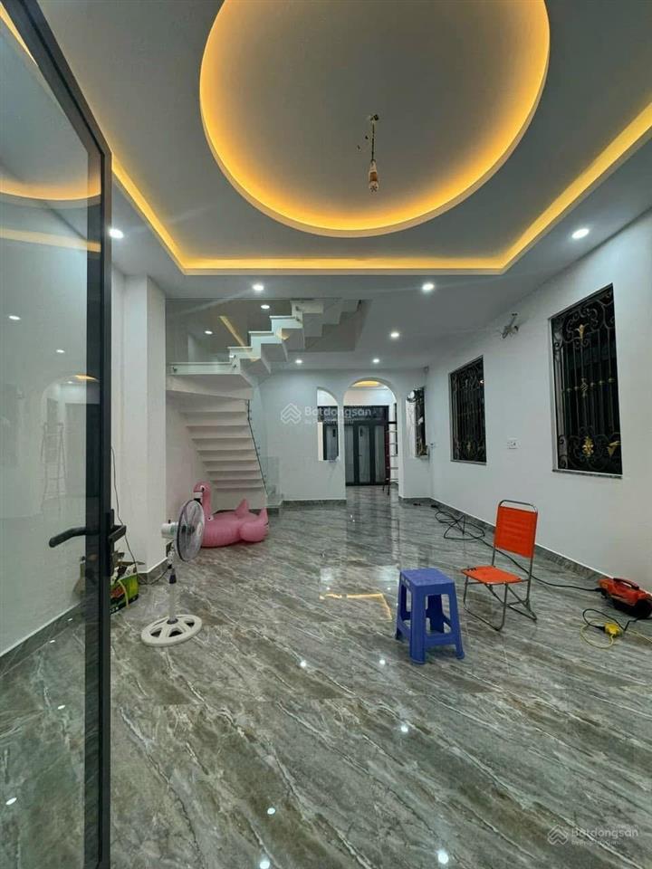 Bán nhà mới khu tên lửa, góc 2mt đường số 27, dt 5 x 20m, 3.5 tấm, giá 18.5 tỷ. ( tl )
