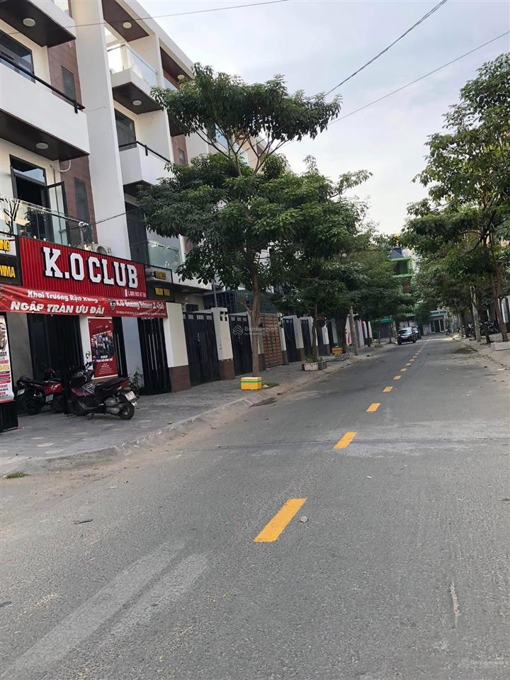 Bán nhà mới khu tên lửa, góc 2mt đường số 27, dt 5 x 20m, 3.5 tấm, giá 18.5 tỷ. ( tl )