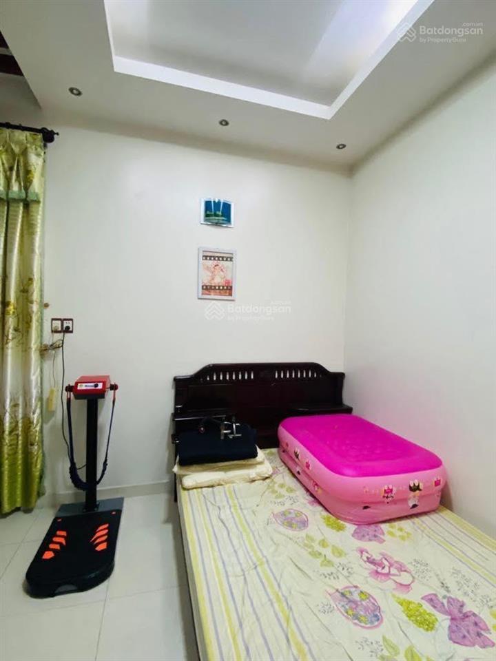 Biệt thự khu tên lửa, mt đường số 5, dt 10 x 20m, 3 tấm, giá 32 tỷ. (đối diện công viên)