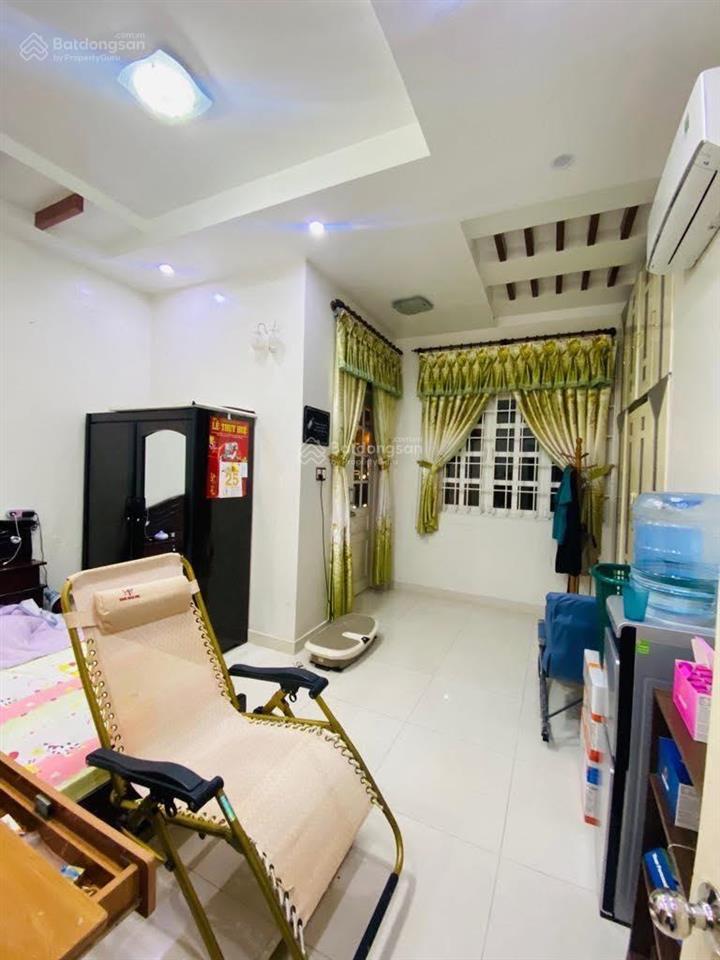 Biệt thự khu tên lửa, mt đường số 5, dt 10 x 20m, 3 tấm, giá 32 tỷ. (đối diện công viên)