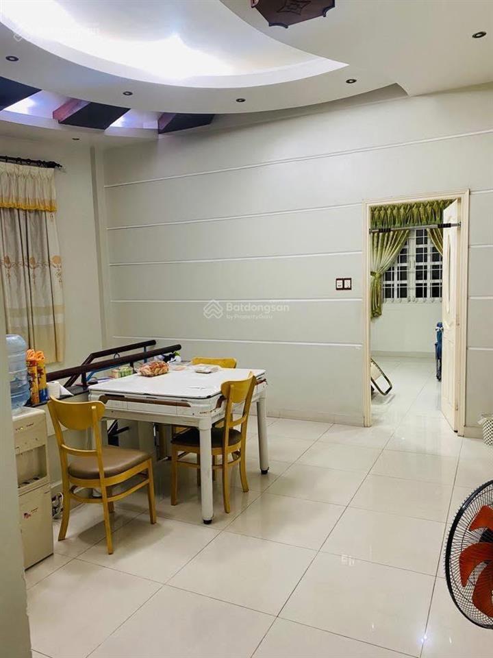 Biệt thự khu tên lửa, mt đường số 5, dt 10 x 20m, 3 tấm, giá 32 tỷ. (đối diện công viên)