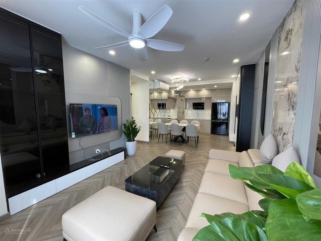 Chính chủ bán ch tòa vinata tower 289 khuất duy tiến. dt 112m2, 3n2vs, căn góc thoáng  giá 9,8 tỷ