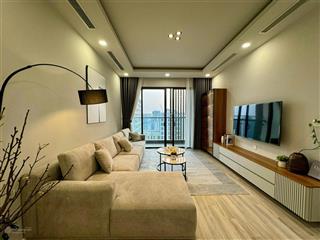 Chuyển sang căn 3pn nên gđ e cần bán ch 92m2, 2n2vs, sẵn sổ  giá 9,2 tỷ tại thanh xuân complex