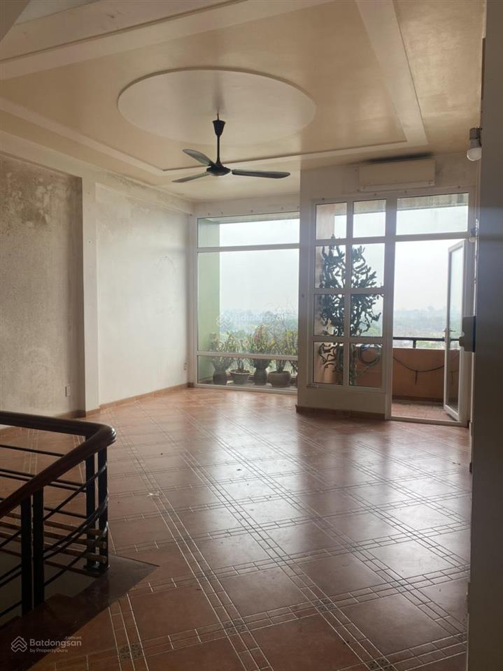 Một căn duy nhất mặt phố đê quai! view sông hồng! 79m2*5t, giá chào 26 tỷ