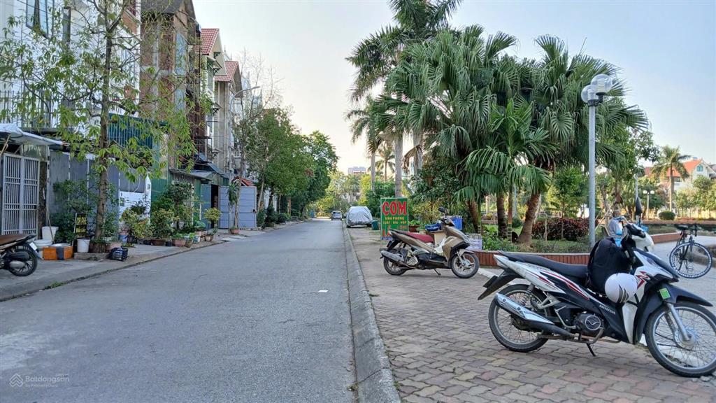 Bán căn duy nhất khu đô thị định công, trần nguyên đán, vị trí vip, đường rộng,90m2*5t chào 37 tỷ