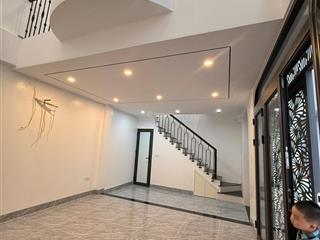 Nhà mới giang biên 30m xây 6 tầng thiết kế cửa vòm sang trọng sân thượng chill công năng hợp lý