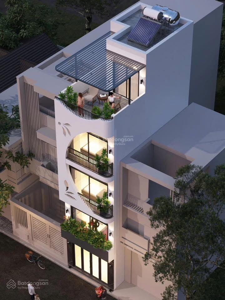 Bán nhà đẹp phúc lợi 33m 5 tầng mt3,9m ngõ rộng 2,3m đông bắc hiện đại giá 7.x tỷ ( x nhỏ )
