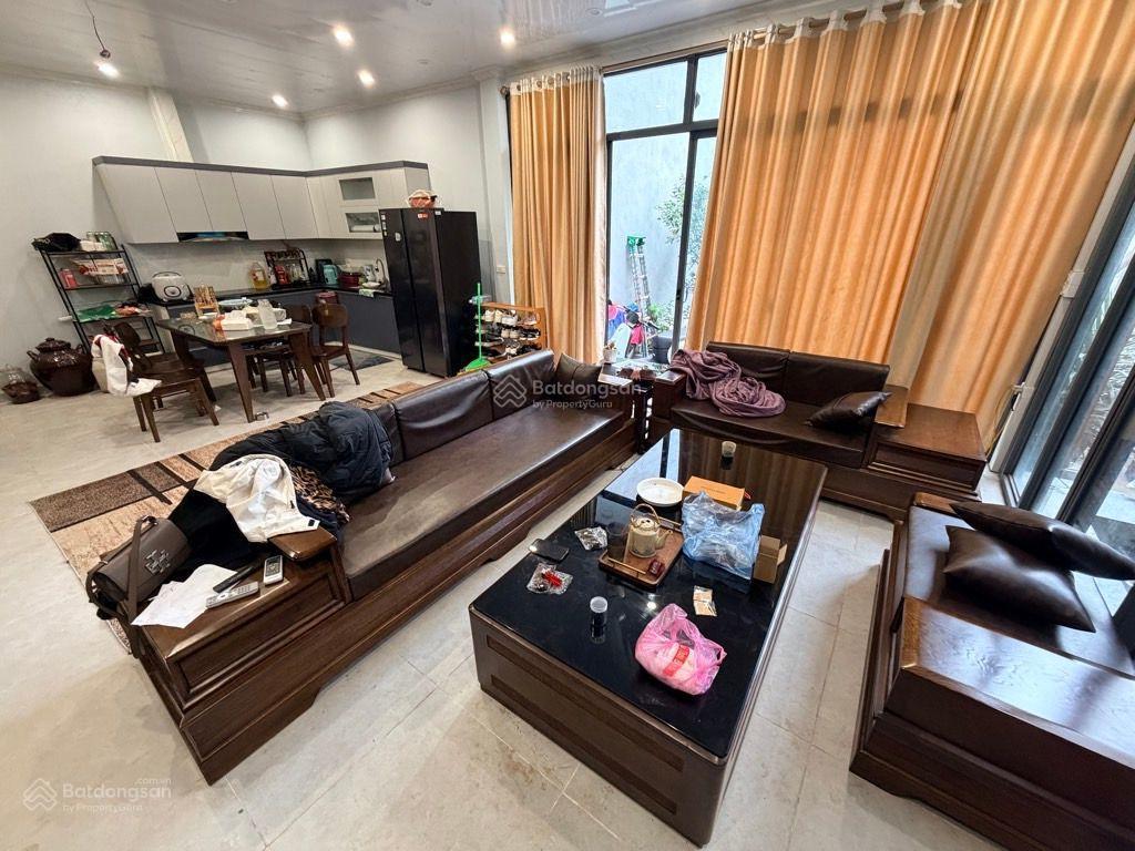 Bán đất tặng nhà vườn giáp phố việt hưng 160m2 mt 6m sân vườn hồ cá tuyệt đẹp ở sướng giáp vinhomes