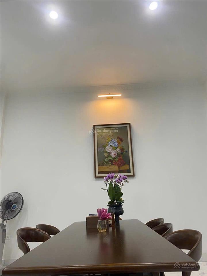 Hàng hiếm f0  trung tâm giang biên / việt hưng  chỉ 190 tr/m có thang máy gara ô tô chủ cần bán