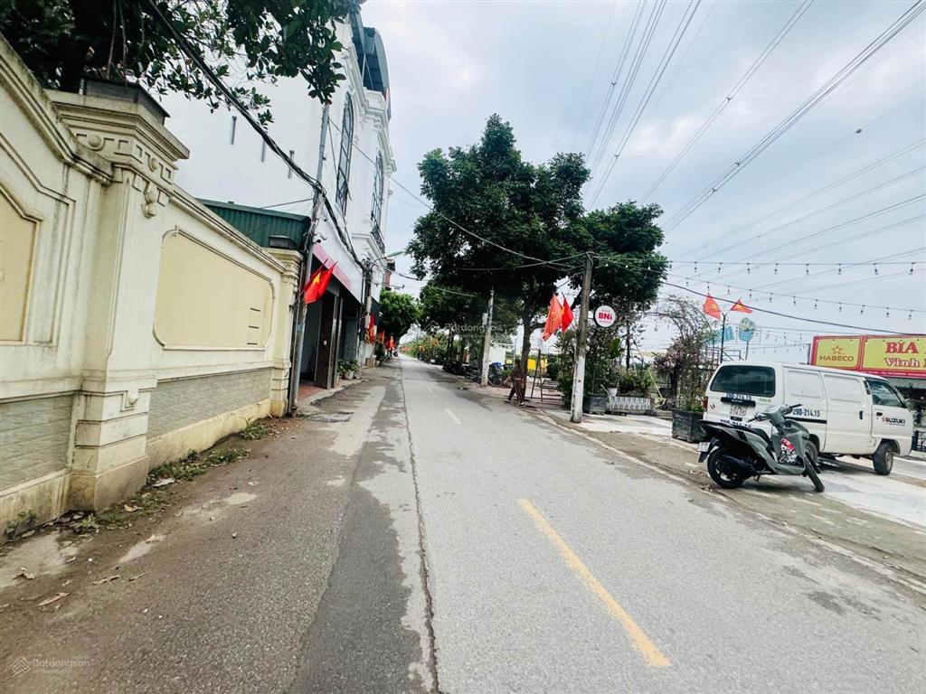 Bán lô đất tình quang giang biên 60m đường 5m mt 4m ô tô tránh ô tô vào giá 6,99 tỷ