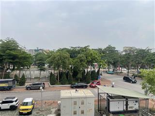Bán nhà thô 100m mt 5,35m giang biên 7 tầng vỉa hè đường rộng 11m kinh doanh thoáng đãng