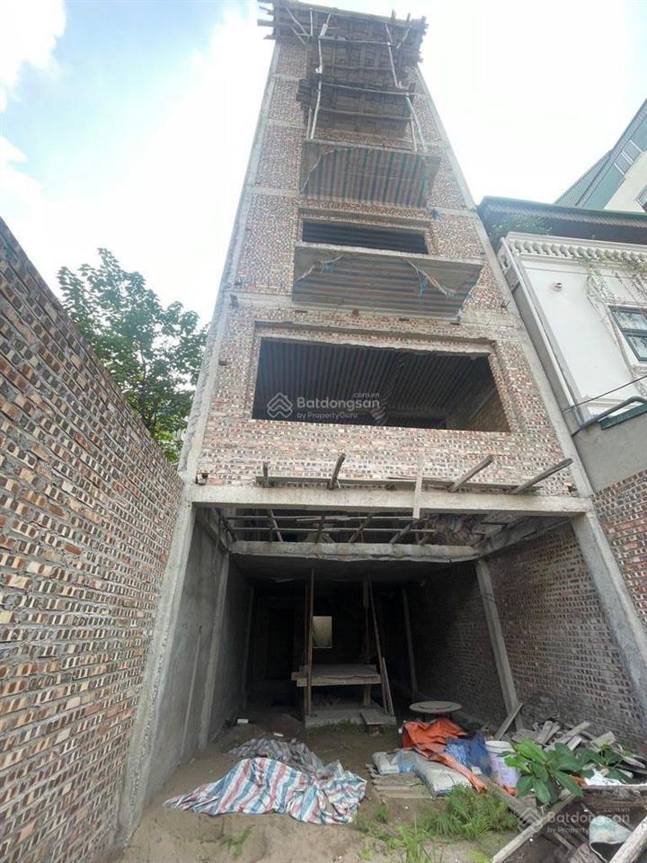 Bán nhà thô 100m mt 5,35m giang biên 7 tầng vỉa hè đường rộng 11m kinh doanh thoáng đãng