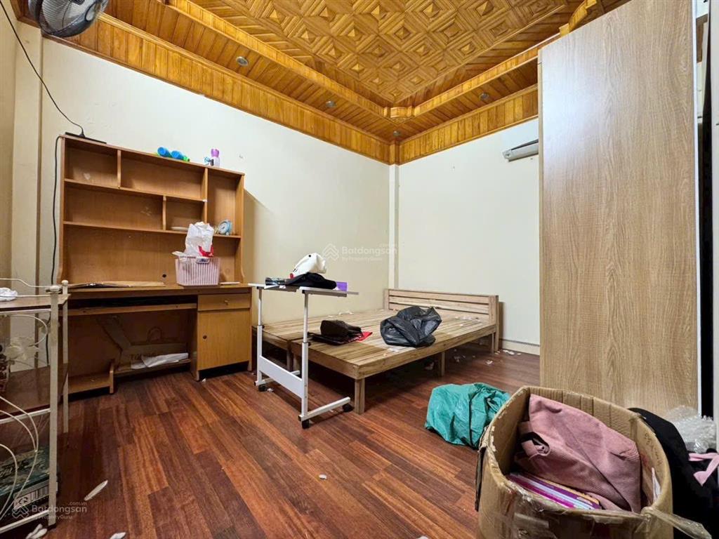 Bán nhà tái định cư giang biên 40m2 4 tầng vỉa hè 2m lòng đường 6m dân xây bền chắc giá 13 tỷ