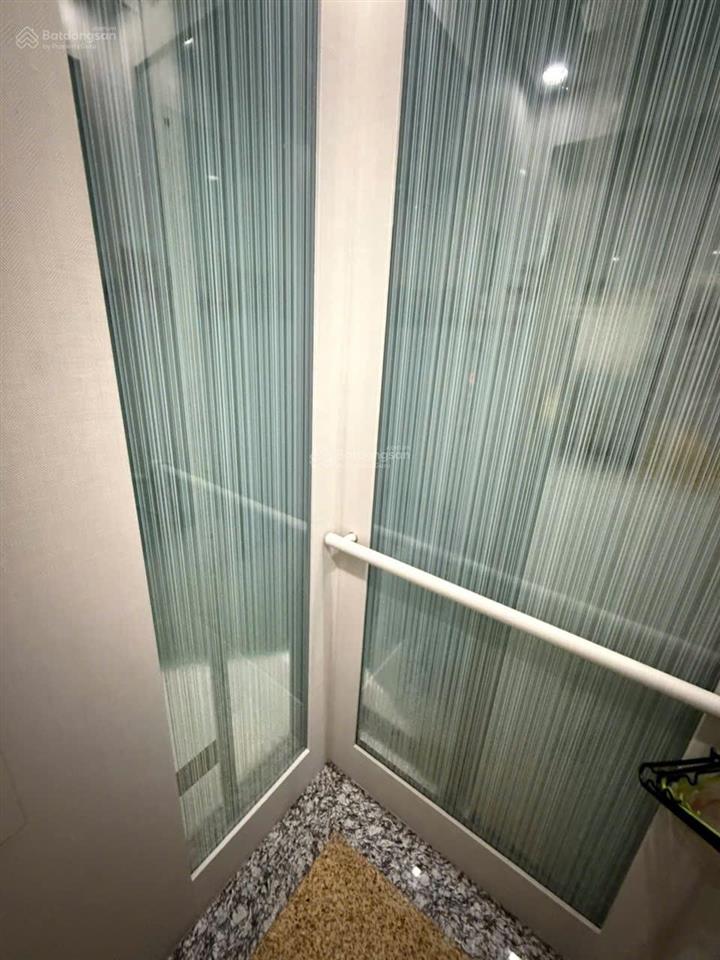 Biệt thự việt hưng 190m ( 9,5m x 20m ) 4 tầng gara ô tô full nội thất hiện đại thang máy giá 60 tỷ