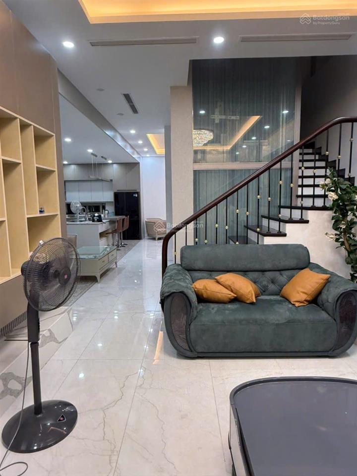Biệt thự việt hưng 190m ( 9,5m x 20m ) 4 tầng gara ô tô full nội thất hiện đại thang máy giá 60 tỷ