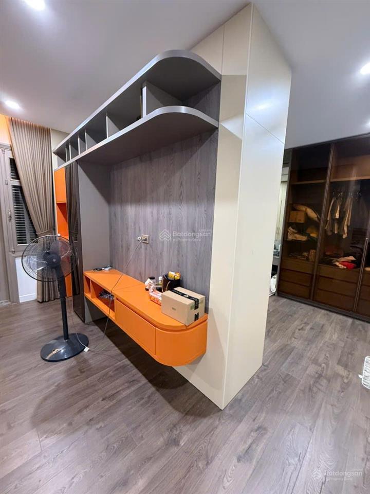 Biệt thự việt hưng 190m ( 9,5m x 20m ) 4 tầng gara ô tô full nội thất hiện đại thang máy giá 60 tỷ