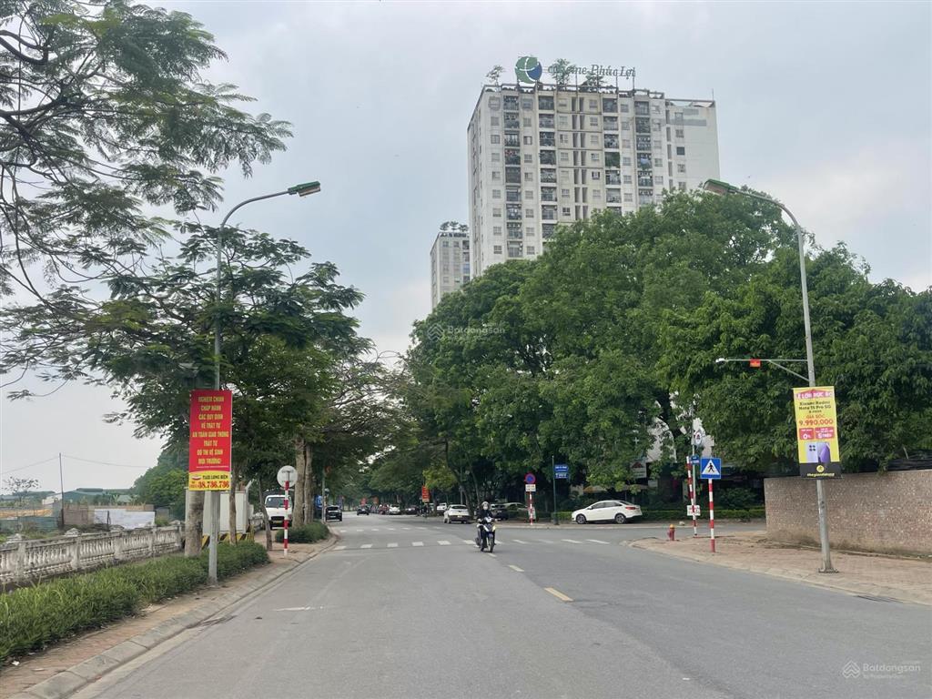 Bán toà văn phòng dịch vụ mặt phố phúc lợi giá 123 tỷ diện tích 390m 7 tầng 1 hầm dòng tiền 200tr/t