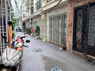 Bán nhà ngọc thuỵ 38m 4 tầng ô tô đỗ cửa 4 ngủ bắc ngõ 4m gần trường việt pháp giá 6,9 tỷ