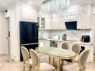 Cho thuê chung cư đẹp ở ngay tại berriver 390 nguyễn văn cừ 3 ngủ 2vs full đồ đẹp giá 14 triệu