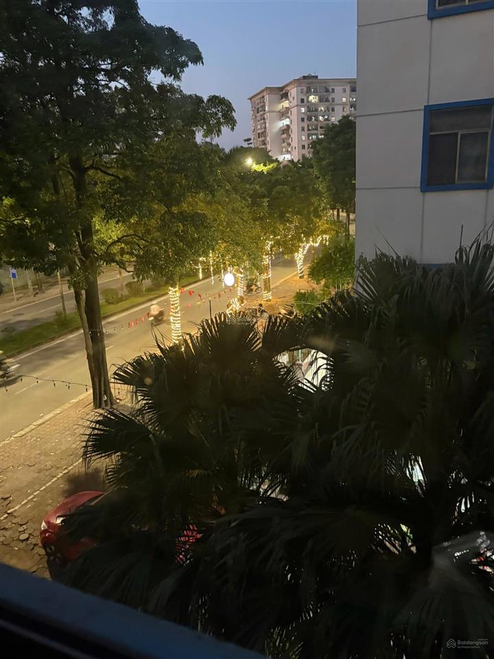 Chung cư việt hưng 77m2 lô góc 2 thoáng đầy đủ nội thất 2 p ngủ, giá 3,8 tỷ sổ đỏ chuẩn
