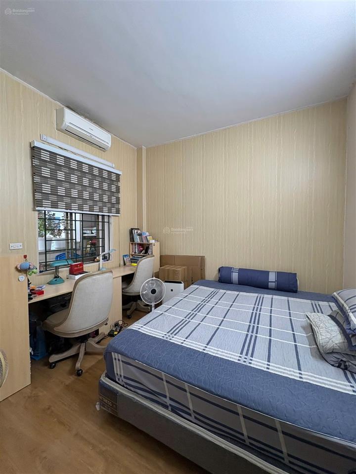 Chung cư việt hưng 77m2 lô góc 2 thoáng đầy đủ nội thất 2 p ngủ, giá 3,8 tỷ sổ đỏ chuẩn