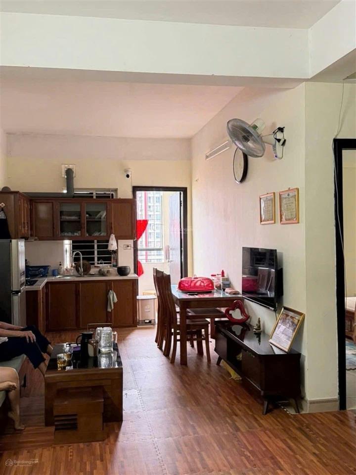 Bán chung cư học viện hậu cần 72m 2 ngủ 2 vs tầng cao đẹp giá 3,9 tỷ