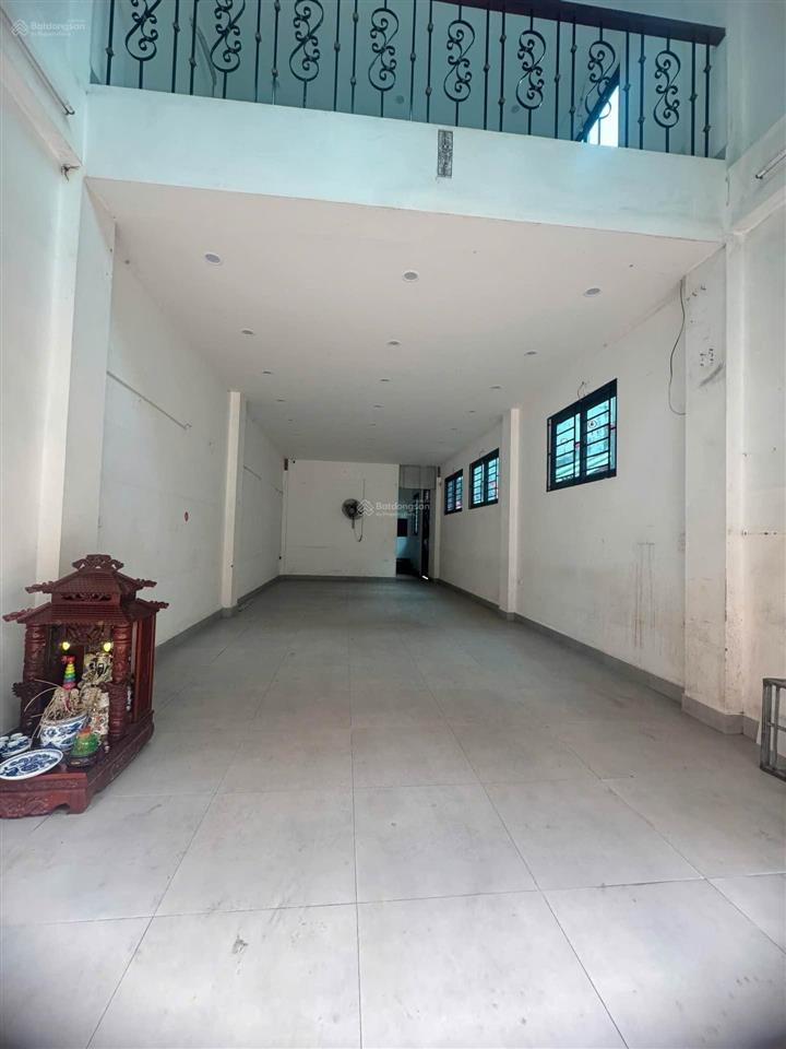 Bán nhà mặt phố ái mộ 65m 5 tầng lô góc mặt tiền 4,6m đoạn vị trí đẹp có ô chờ thang máy 33,6 tỷ