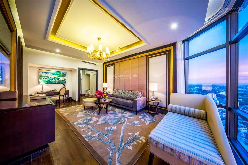 Bán khách sạn phố hàng chiếu 40 phòng dòng tiền vài tỷ /tháng dt 190m 10 tầng giá 1,6 tỷ /m2