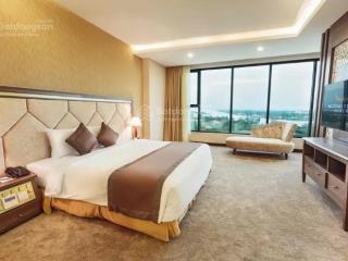 Bán khách sạn phố hàng chiếu 40 phòng dòng tiền vài tỷ /tháng dt 190m 10 tầng giá 1,6 tỷ /m2
