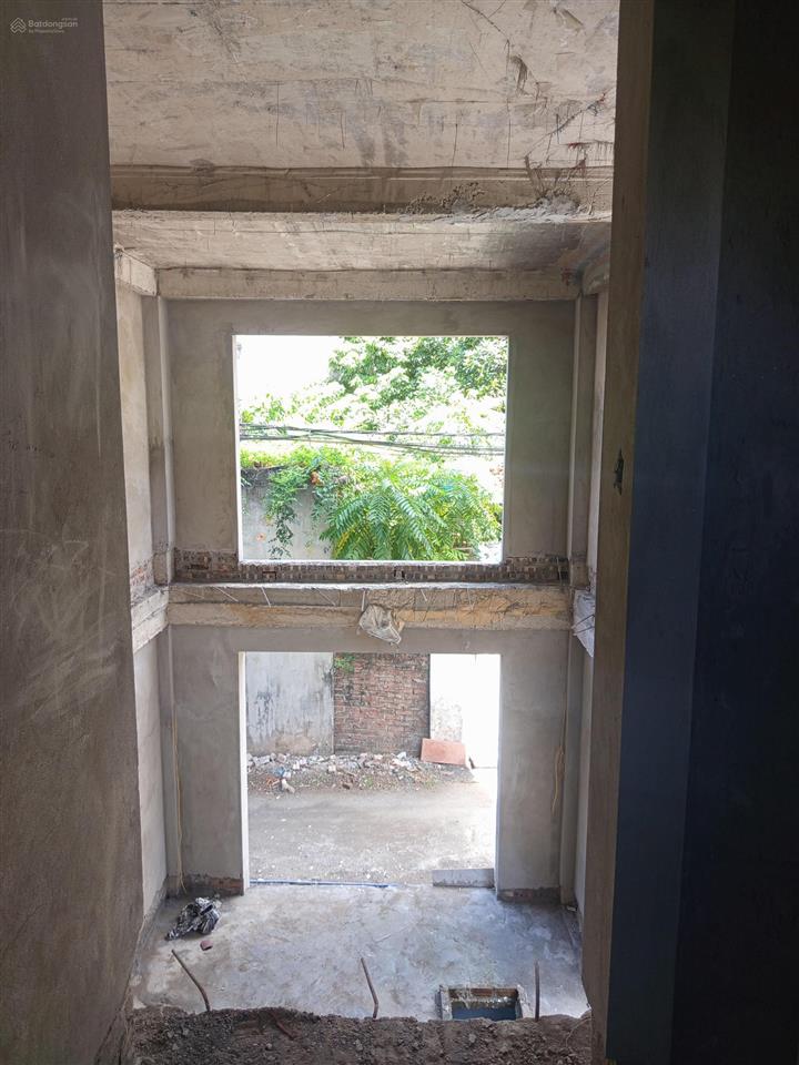 Bán nhanh ccmn phương canh 105m2 giá 13,6 tỷ. pháp lý chuẩn, ko quy hoạch