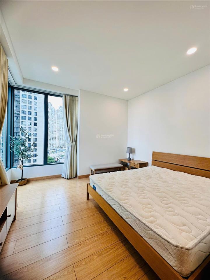Sunwah pearl căn hộ 2pn trung tâm giá 146tr/m2, sẵn dòng tiền, view đẹp!