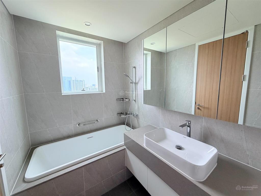 Cho thuê căn hộ 3pn 135m2 thủ thiêm zeit river, full nt cao cấp giá 90tr/th