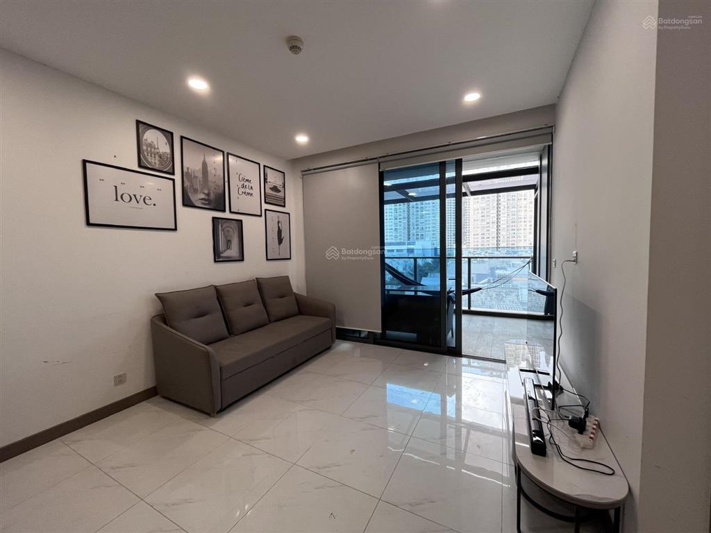 Cực hiếm! cho thuê căn 2pn sân vườn sunwah pearl  hướng đông nam đón gió, full nội thất cao cấp