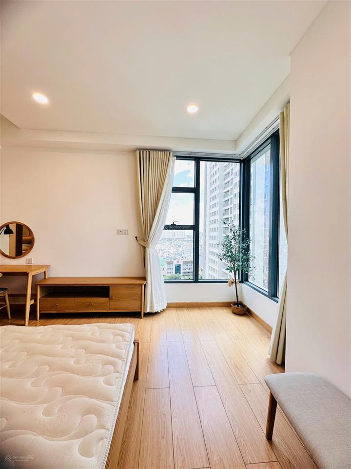 Cho thuê giá tốt thị trường  33 triệu/tháng  căn 2pn sunwah pearl, đầy đủ nội thất