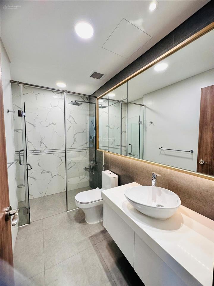 Cho thuê giá tốt thị trường  33 triệu/tháng  căn 2pn sunwah pearl, đầy đủ nội thất