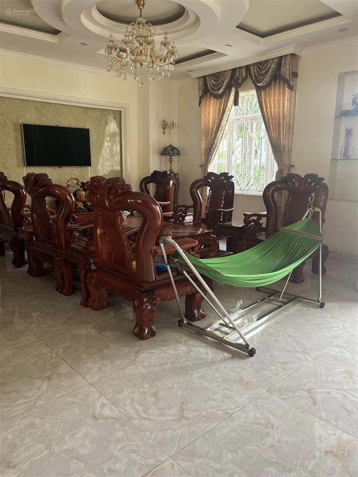 Biệt thự mt đường 6a, khu tên lửa, q.bình tân, 10x20m, hầm + 3 tấm, giá 31,5 tỷ. gần aeon mall