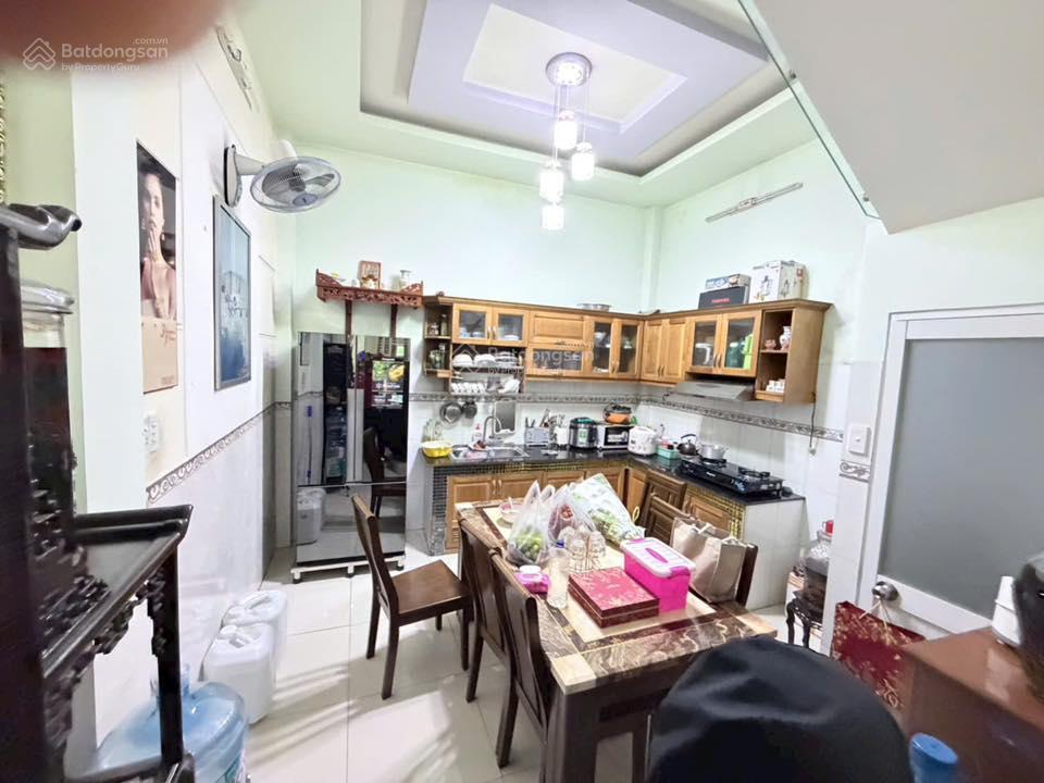 Nhà mt đường 12, khu tên lửa bt 4x10m, 3,5 tấm, 7,38 tỷ nhà 4pn + 1 phòng thờ sân thượng trước sau