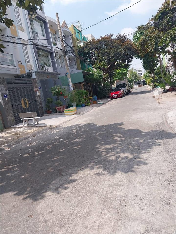 Nhà mt đường nội bộ khu tên lửa, 4x22,5m, (90m2), 3,5 tấm, 18tr/th, 4pn, 4wc, gần chợ, st coopmart