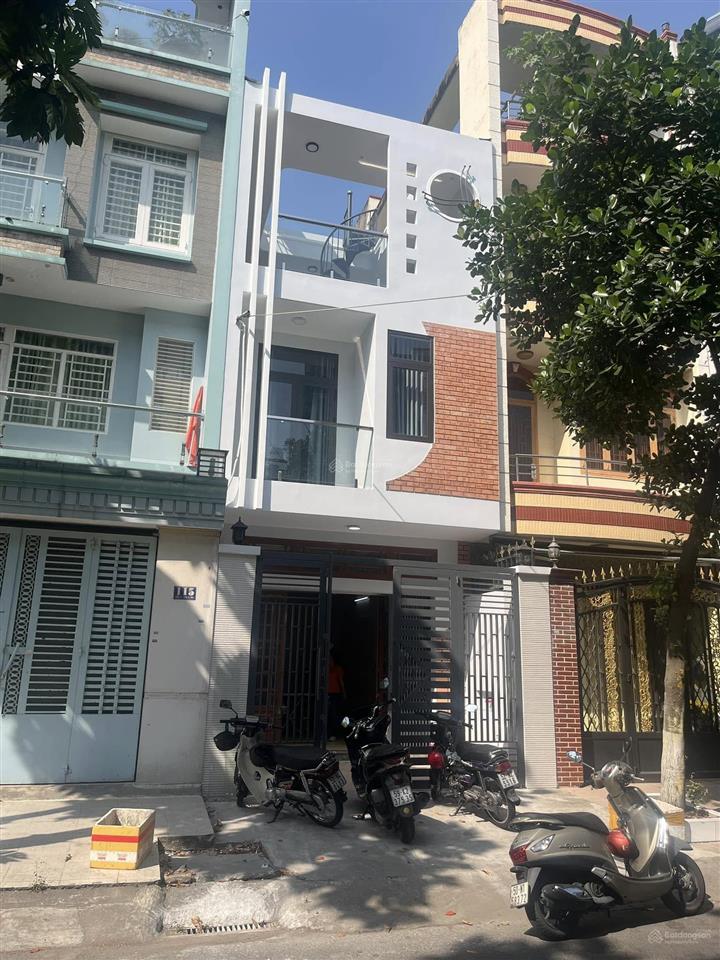 Cho thuê gấp nhà khu tên lửa. mt đường 30, dt 4,5x20m, 3 tấm, 18tr/th.  0398 520 *** nga