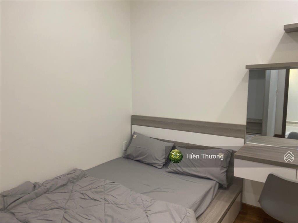 Bán gấp căn hộ ehome đông sài gòn 2 tại quận 9, 65m2, gồm 2pn 2wc, giá 1 tỷ 720 kèm nội thất cơ bản