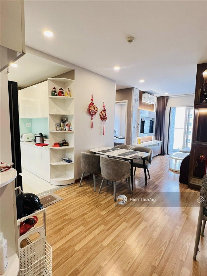 Chính chủ bán gấp ch diamond riverside q8, dt 72m2 gồm 2pn 2wc, ban công thoáng mát, giá 2 tỷ 780