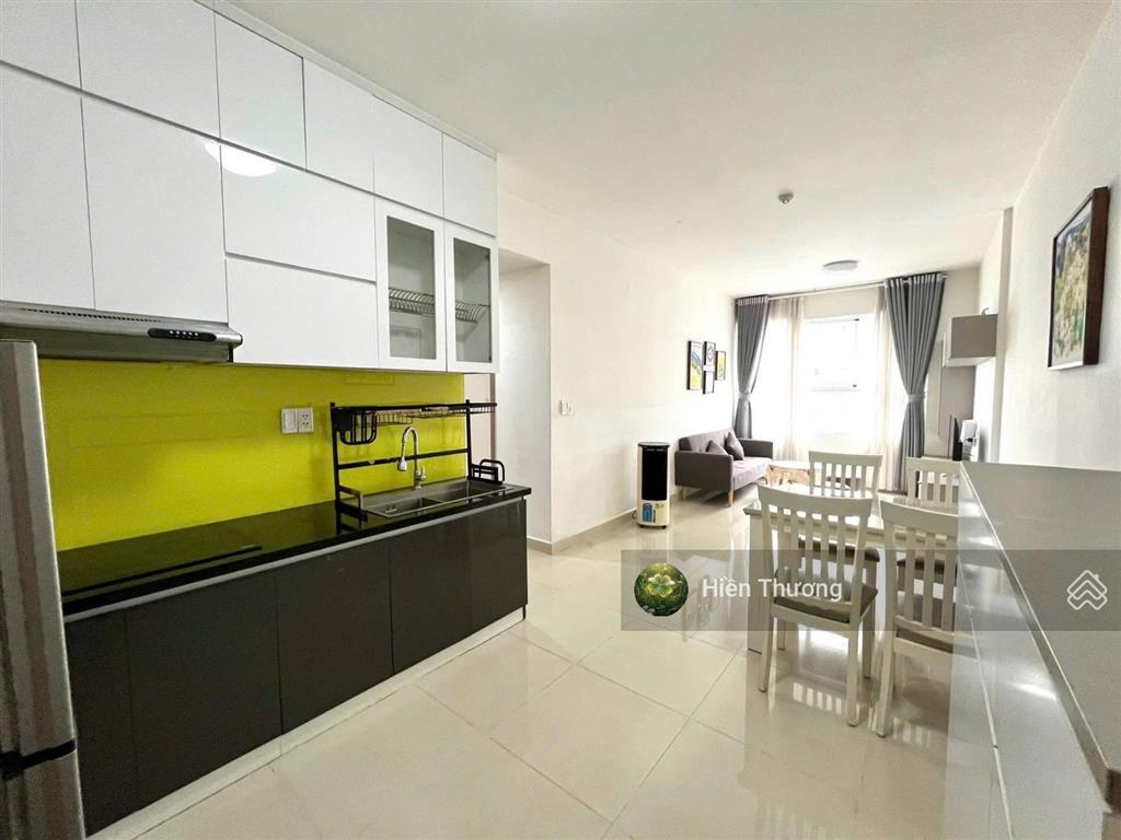 Bán gấp cc topaz city tại đ. cao lỗ q8, dt 71m2 gồm 2pn 2wc, nhà có sẵn nội thất, giá 1 tỷ 720