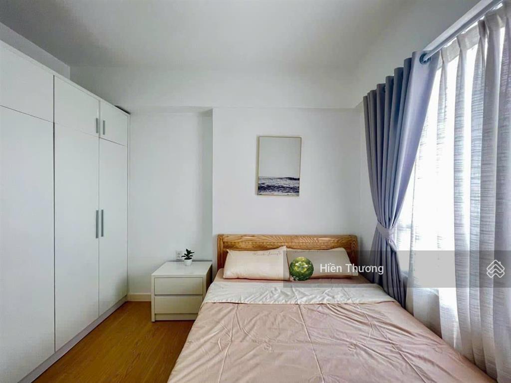Cần bán gấp cc the parkland q12, dt 72m2, 2pn 2wc, view mát mẻ, giá 1 tỷ 650 kèm nội thất, shr