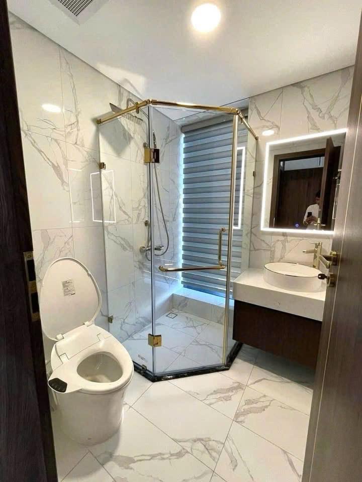 Bán cc cityland park hills q. gò vấp, diện tích 72m2, gồm 2pn 2wc, view hồ bơi, giá 2 tỷ 740